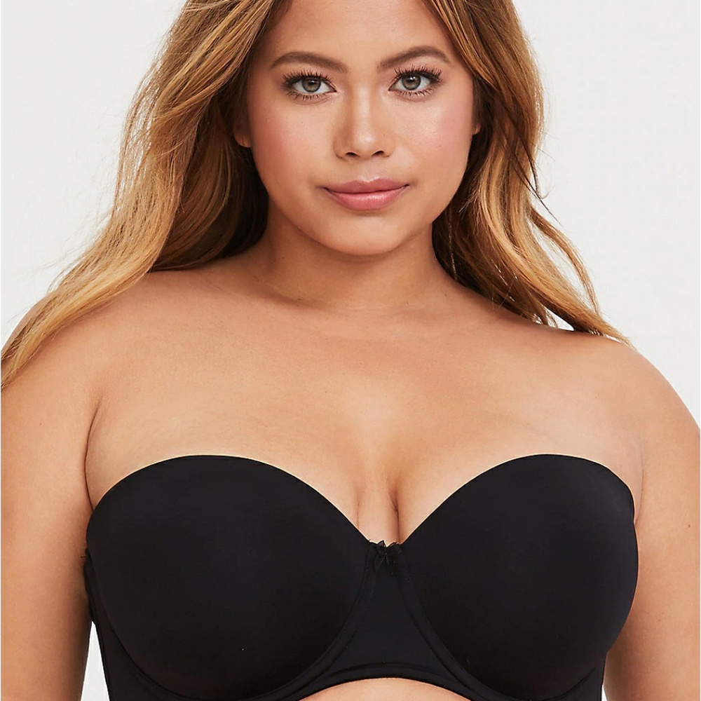 Torrid black Microfiber push up strapless bra 46B